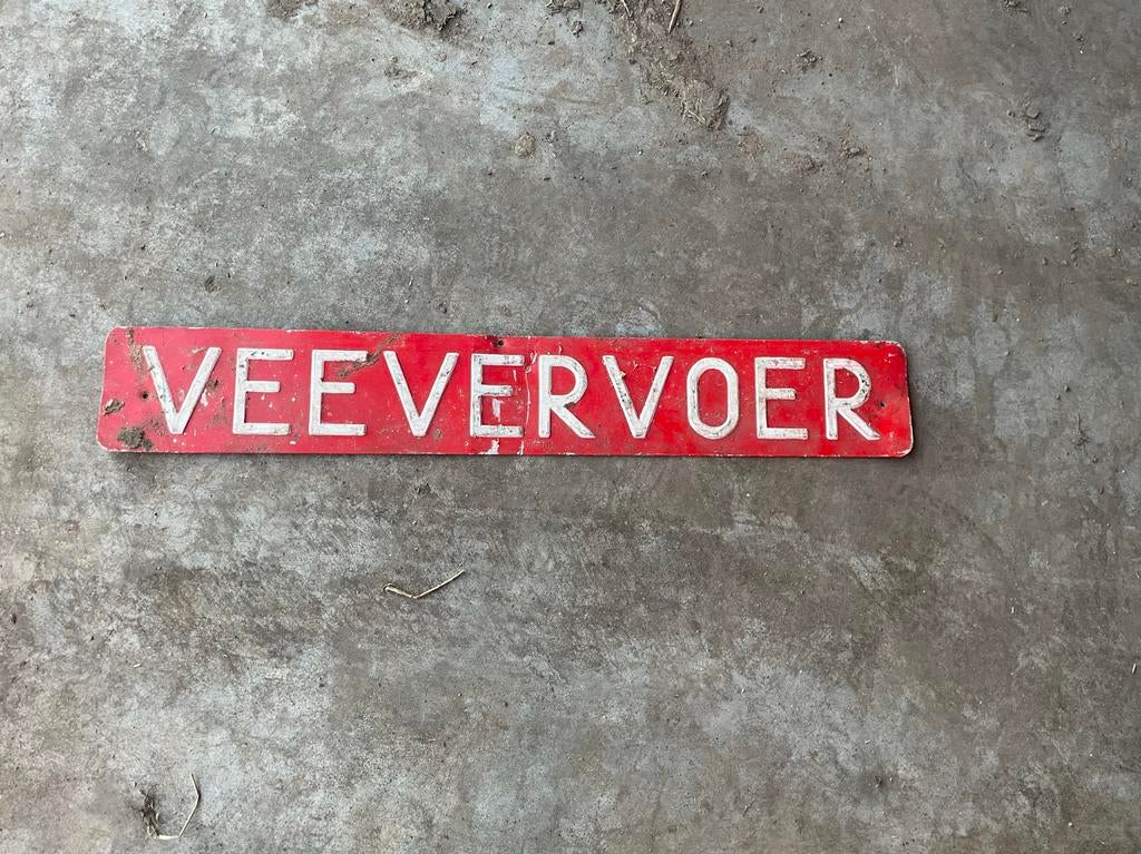 Vintage 'VEEVERVOER' bord - Rood metalen reclamebord, Ophalen, Gebruikt