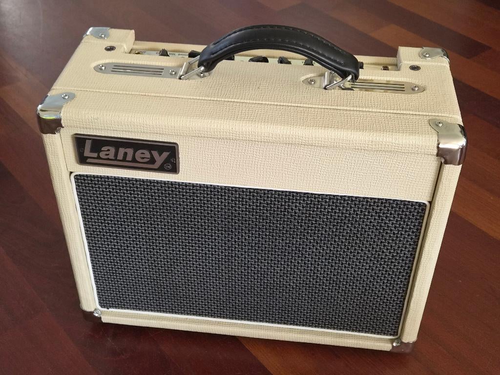 Laney VC 15-110 met speakerupgrade, Muziek en Instrumenten, Versterkers | Bas en Gitaar, Zo goed als nieuw, Gitaar, Minder dan 50 watt