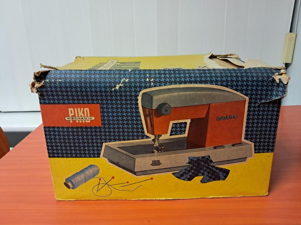Vintage kinder naaimachine, Ophalen of Verzenden, Gebruikt, Naaimachine, Overige merken