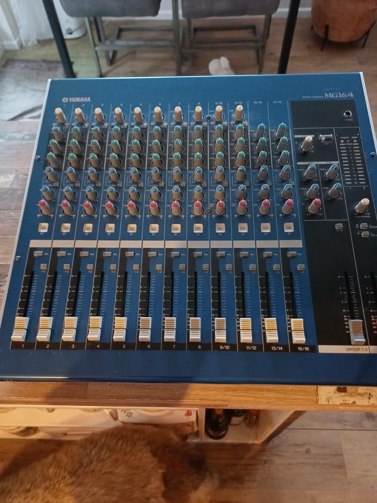 Yamaha MG16/4 Mengpaneel - Professionele Mixer, Muziek en Instrumenten, Mengpanelen, Gebruikt, 10 tot 20 kanalen, Microfooningang