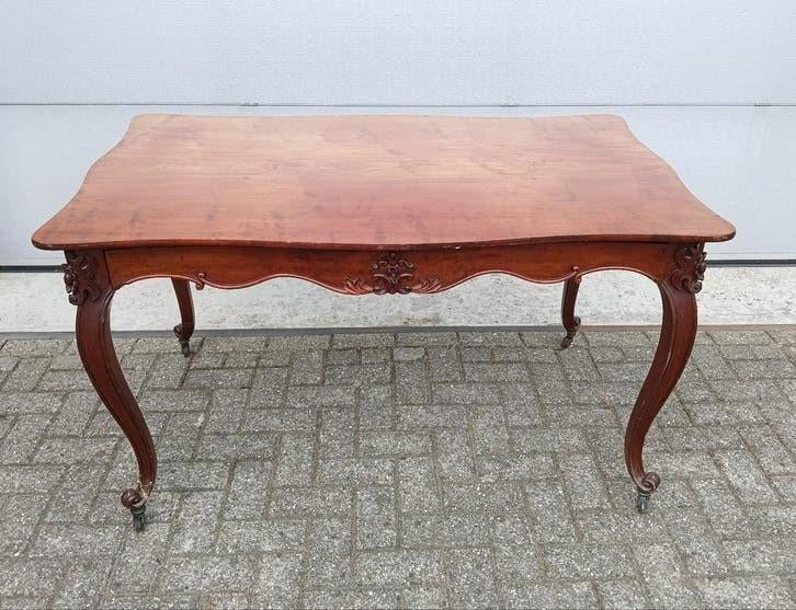 Antieke mahoniehouten eettafel in Louis XV-stijl, Antiek en Kunst, Antiek | Meubels | Tafels, Ophalen