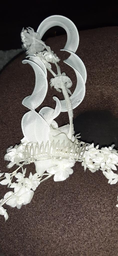 Bruids haarband met bloemen, Ophalen, Zo goed als nieuw, Overige typen