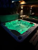 Spa jacuzzi met Balboa besturingssysteem, Tuin en Terras, Bubbelbaden en Hottubs, Ophalen, Gebruikt, Filter, Vast