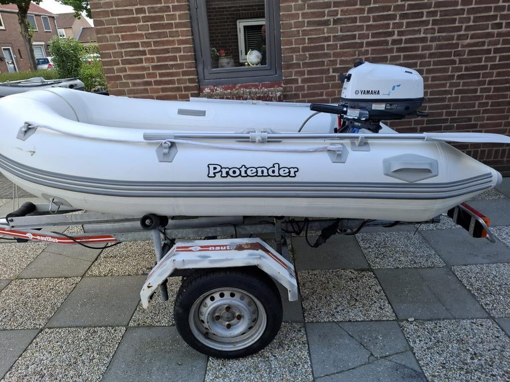 4 pk yamaha fourstroke, Watersport en Boten, Rubberboten, Zo goed als nieuw, Overige merken, Overige materialen, Minder dan 70 pk