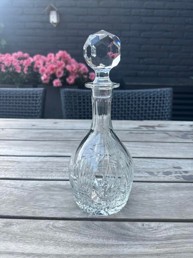 Elegante Kristallen Karaf met Geslepen Decoratie, Ophalen