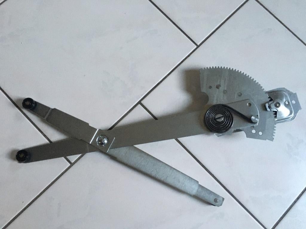 Te koop raammechanisme L/R Dodge w200 d200 ramcharger, Auto diversen, Overige Auto diversen, Ophalen of Verzenden