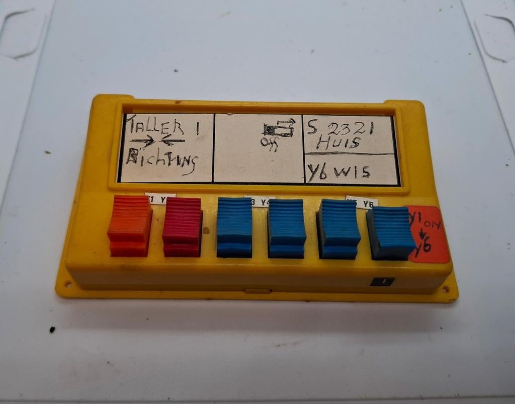 Besturing voor container  kraan in ho, Hobby en Vrije tijd, Modeltreinen | H0, Overige merken, Gebruikt, Gelijkstroom of Wisselstroom
