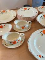 Grindley 42 delig servies hand geschilderd, Ophalen, Gebruikt, Keramiek, Overige stijlen