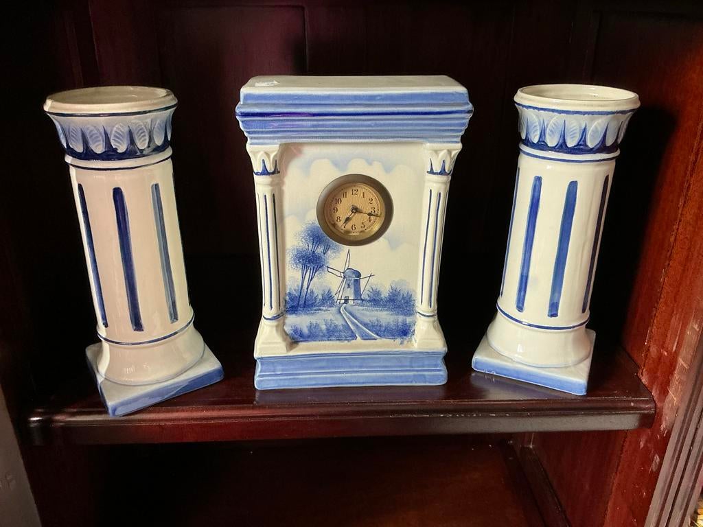 Schouwklok met vazen, Delfts blauw decor, Ophalen of Verzenden