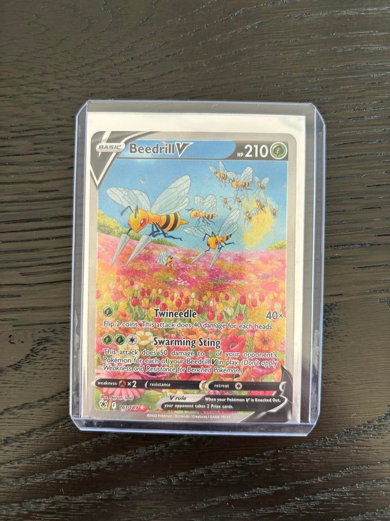 Beedrill V Pokémon Kaart - Full Art (161/189), Ophalen, Zo goed als nieuw, Losse kaart