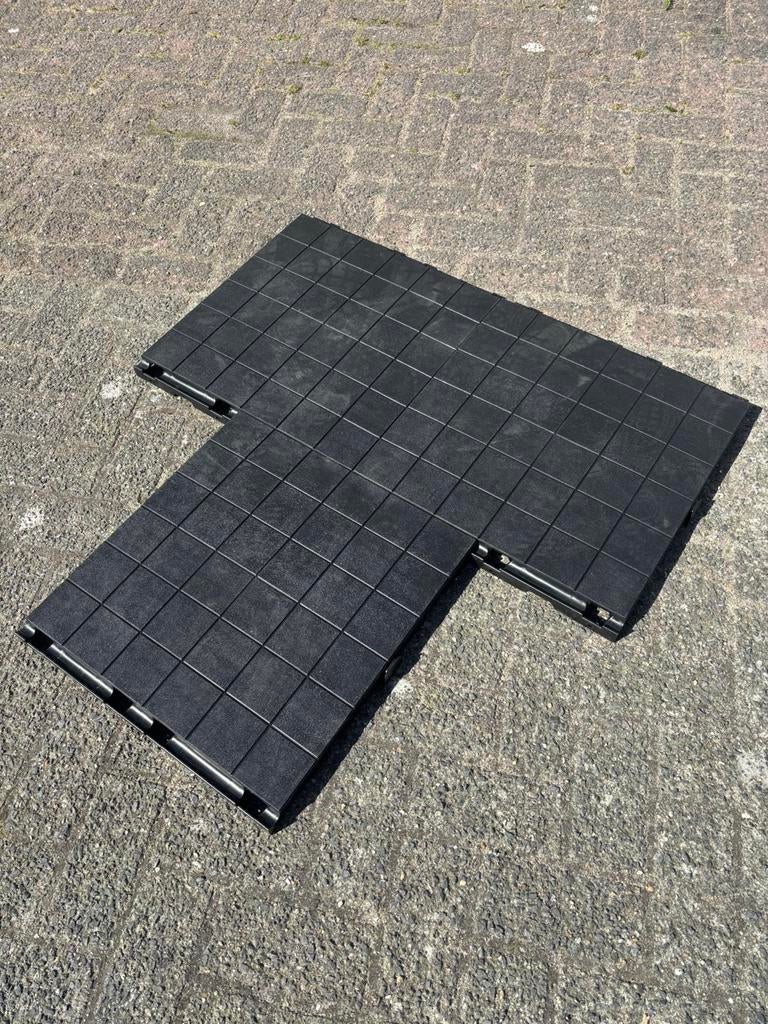 Isabella vloertegels, Ophalen, Zo goed als nieuw