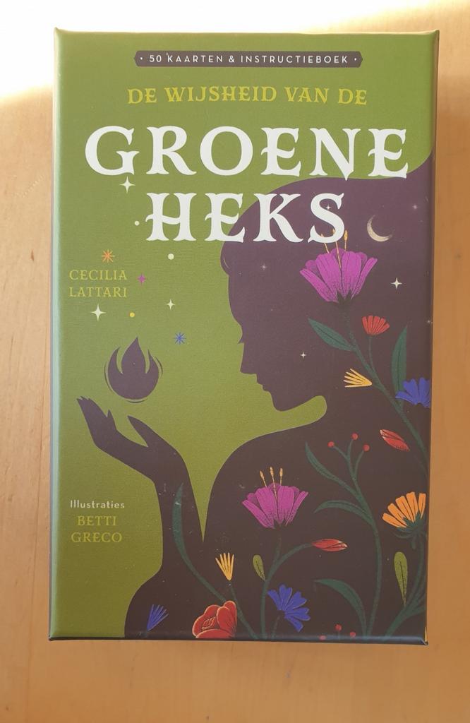 Cecilia Lattari - De wijsheid van de groene heks, Boeken, Cecilia Lattari, Tarot of Kaarten leggen, Overige typen, Ophalen of Verzenden