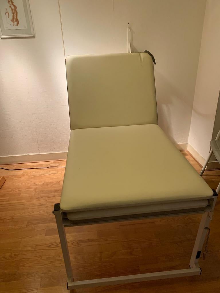 Opklapbare behandeltafel, Sport en Fitness, Massageproducten, Ophalen