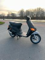 Piaggio zip type 3 a1 kenteken, Fietsen en Brommers, Ophalen, Zo goed als nieuw, Tweetakt, Zip
