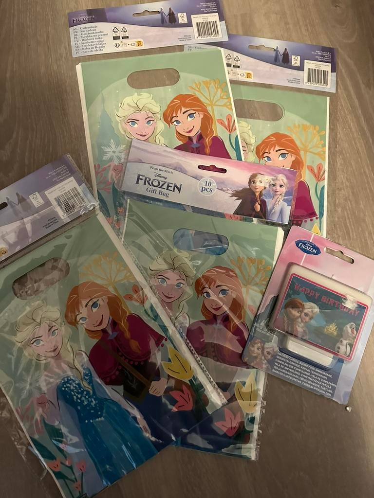 frozen uitdeelzakjes 40 stuks  en frozen kaars nieuw, Ophalen of Verzenden, Nieuw