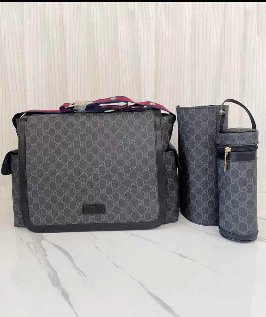 Gucci luiertas, inclusief verschoonmat en fleshouder., Ophalen of Verzenden, Nieuw