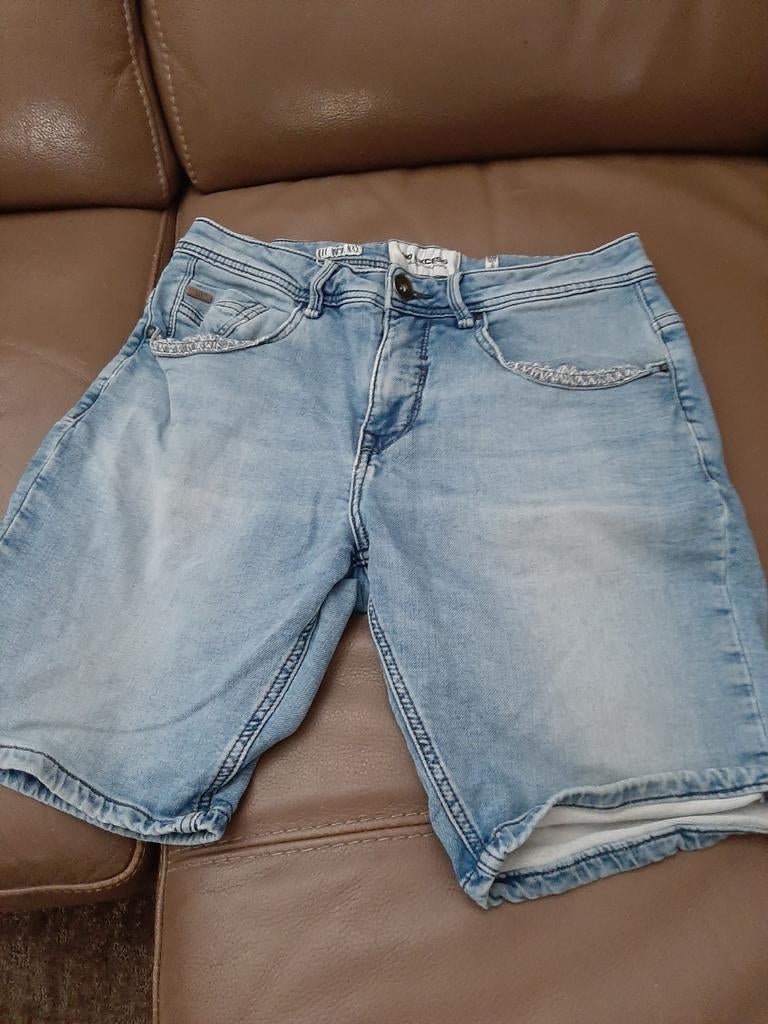 Korte spijkerbroek  31, Ophalen of Verzenden, Zo goed als nieuw, Blauw, W32 (confectie 46) of kleiner