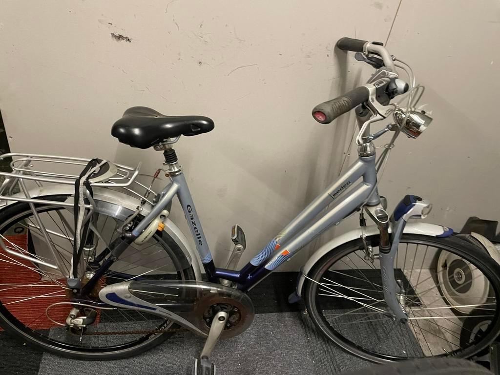 Gazelle medeo damefiets 28 inch city bike stadsfiets, Fietsen en Brommers, Fietsen | Dames | Damesfietsen, Ophalen, Gebruikt, Versnellingen
