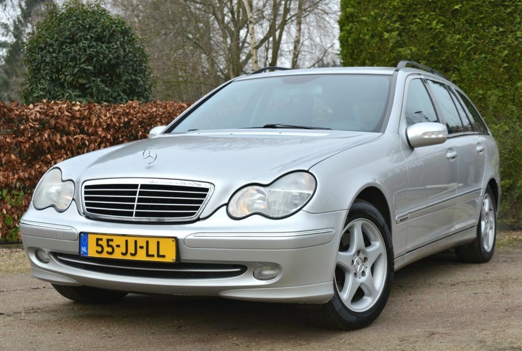 Mercedes-Benz C 240 V6 170PK | Automaat | Leder | NL auto, Auto's, Mercedes-Benz, Automaat, Achterwielaandrijving, Zwart, 2597 cc