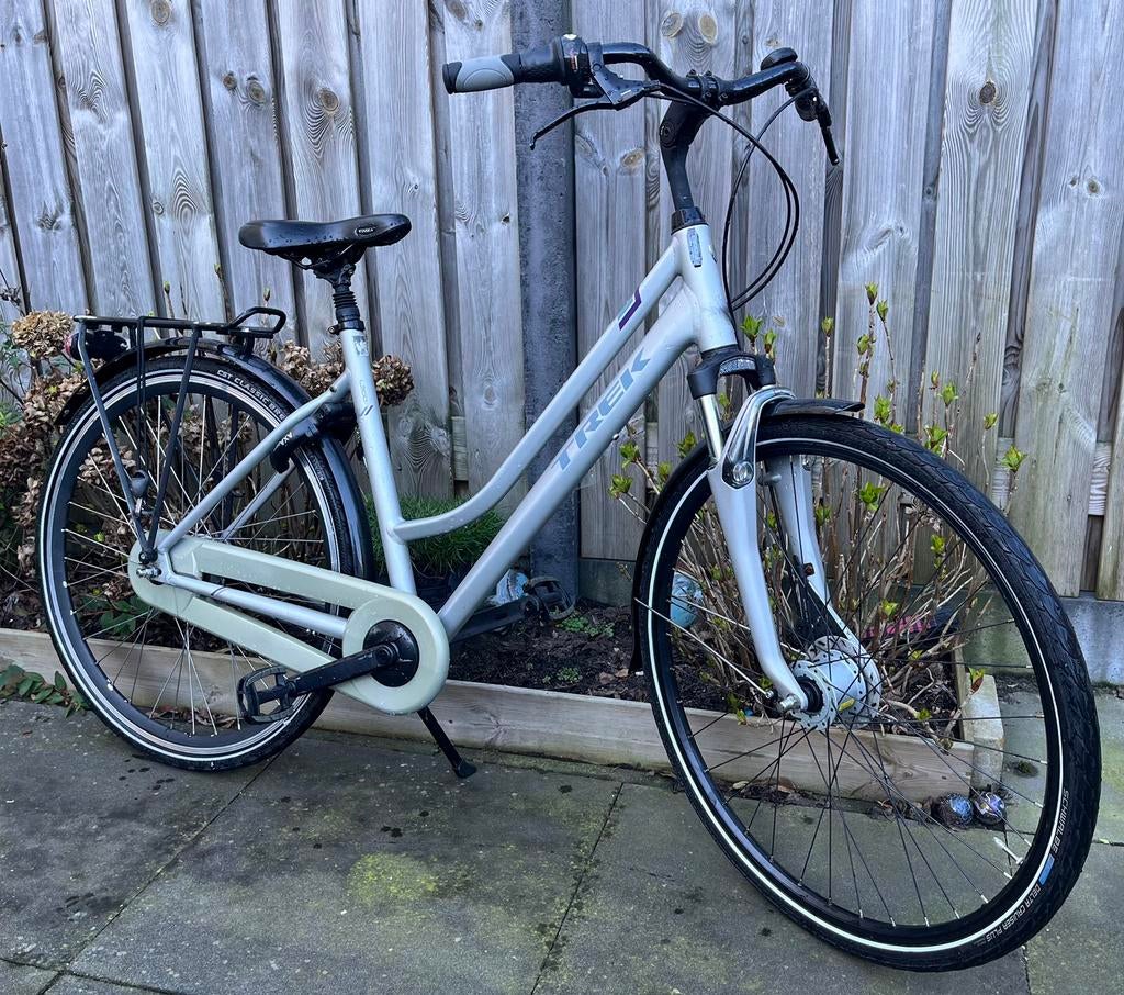 Damesfiets Trek L300, Ophalen, Zo goed als nieuw, Overige merken