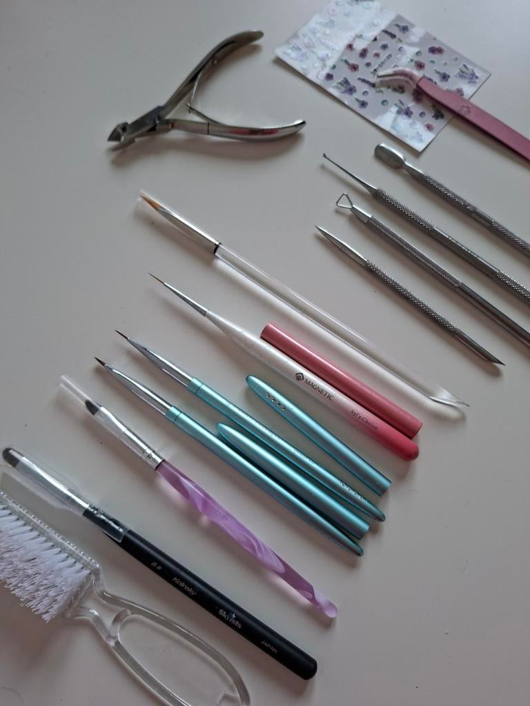 Penselen/werkmateriaal Nagelstyliste, Sieraden, Tassen en Uiterlijk, Uiterlijk | Cosmetica en Make-up, Ophalen, Handen en Nagels