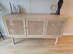 Halmstad dressoir 3 deuren, warm eiken met rotan, Ophalen, 100 tot 150 cm, Modern, Scandinavisch, Zo goed als nieuw