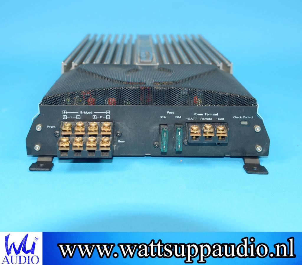 Macrom SynPower SP4.050X 4 kanaals versterker, Auto diversen, Autospeakers, Gebruikt, ., Ophalen of Verzenden, .