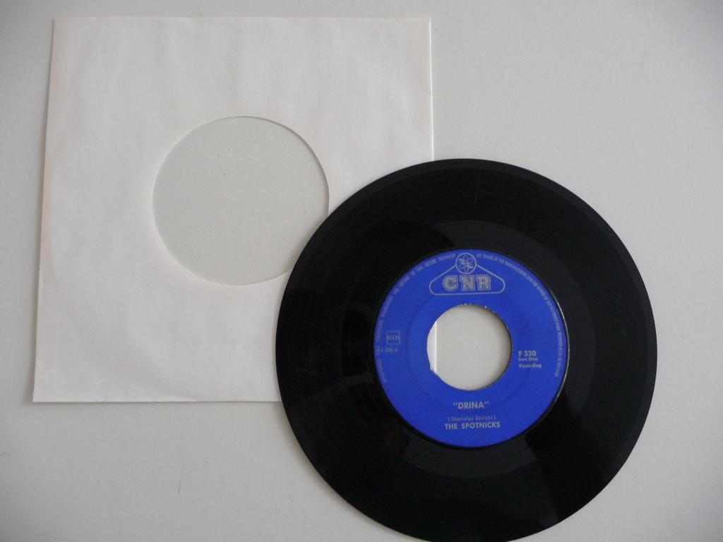 single THE SPOTNICKS - DRINA - CNR RECORDS,1964, Gebruikt, 7 inch, Single, Ophalen of Verzenden