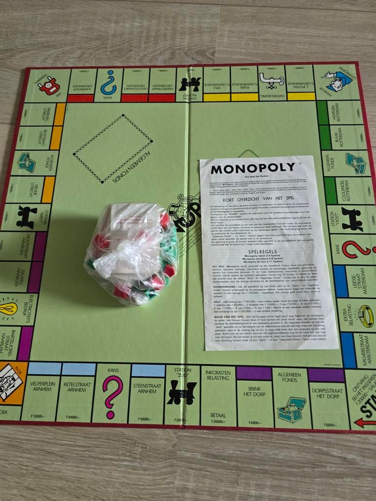 Monopoly, Hobby en Vrije tijd, Gezelschapsspellen | Bordspellen, Ophalen, Zo goed als nieuw