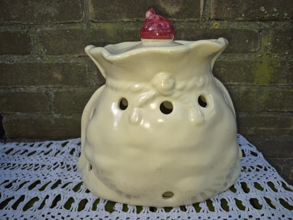 uienpot/knoflookpot/aardappelpot, Huis en Inrichting, Ophalen of Verzenden, Gebruikt