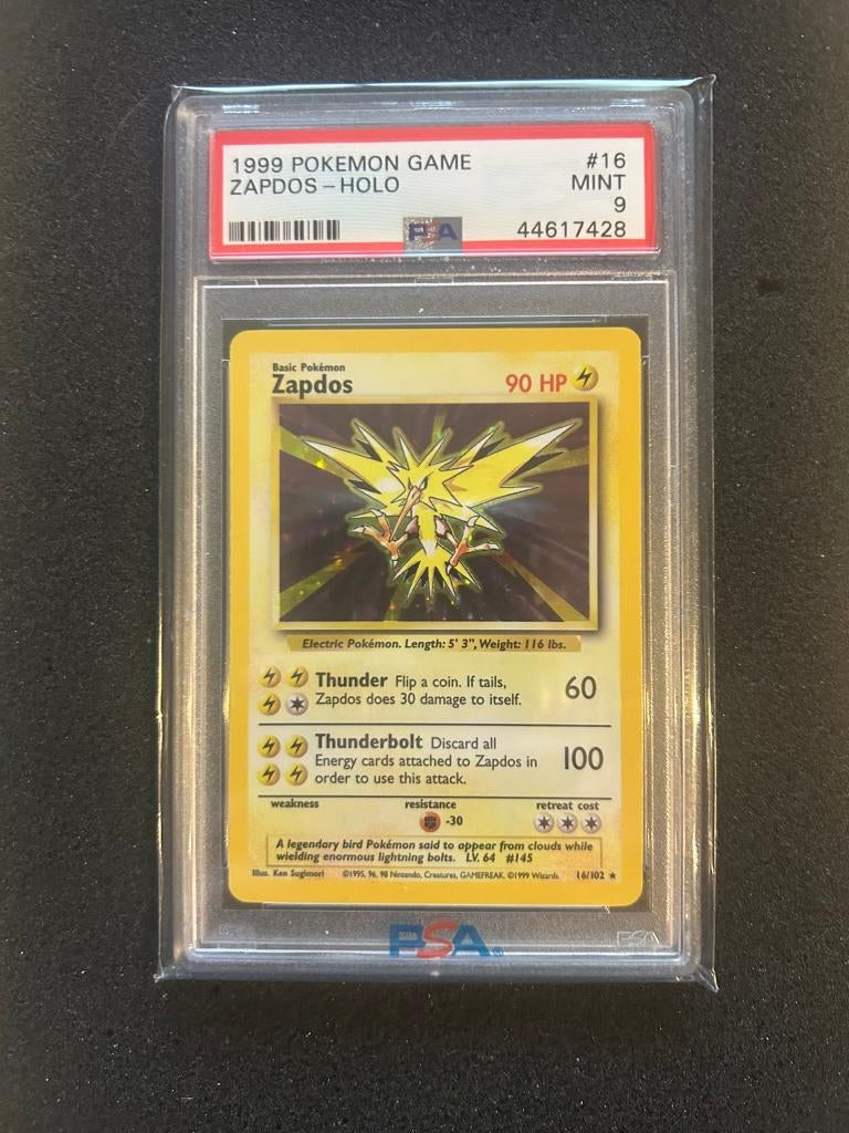 16/102 base zapdos psa 9, Hobby en Vrije tijd, Verzamelkaartspellen | Pokémon, Ophalen of Verzenden, Zo goed als nieuw, Foil