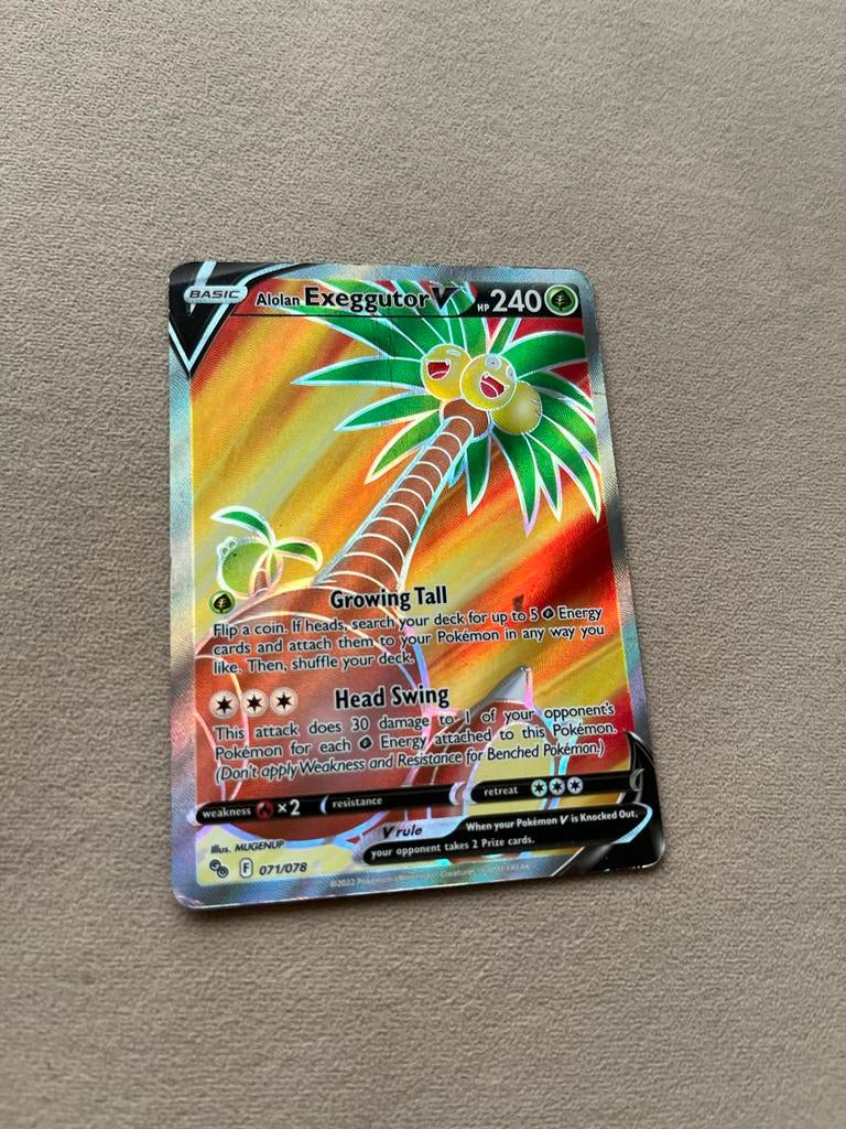 Alolan Exeggutor V - Pokémonkaart, Hobby en Vrije tijd, Verzamelkaartspellen | Pokémon, Ophalen of Verzenden, Gebruikt, Losse kaart