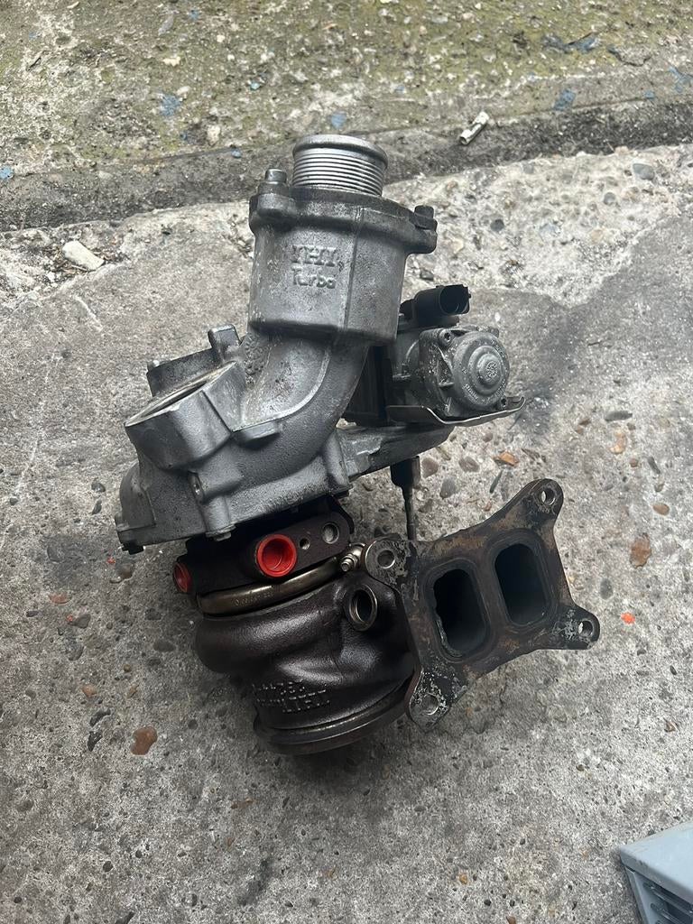 Turbo IS38 – Onderdeelnummer 06K145702N - 06K 145 702 N, Ophalen, Gebruikt, Seat