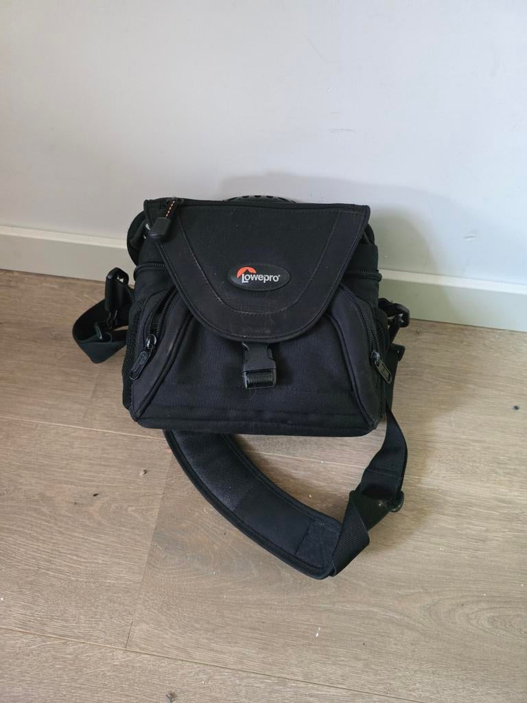 Lowepro cameratas - Compacte schoudertas voor camera, Ophalen of Verzenden, Gebruikt, Schoudertas, Lowepro