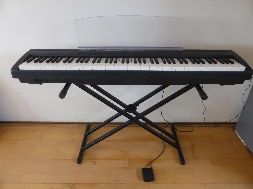 Yamaha P-95 digitale piano, Muziek en Instrumenten, Piano's, Ophalen, Gebruikt, Zwart, Digitaal