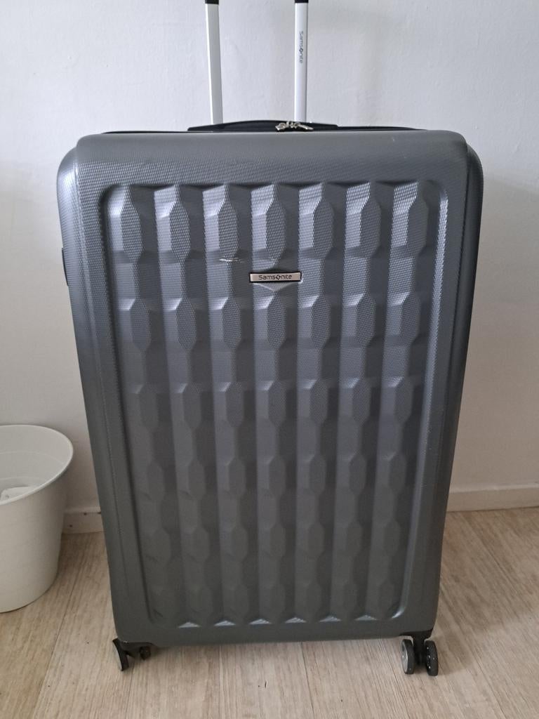 Samsonite koffer, Sieraden, Tassen en Uiterlijk, Koffers, Ophalen of Verzenden, Zo goed als nieuw, Hard kunststof, 70 cm of meer