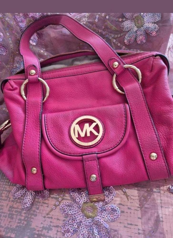 SALESALESALE Michael Kors tas! merktassen, luxe makeup!, Sieraden, Tassen en Uiterlijk, Tassen | Damestassen, Zo goed als nieuw