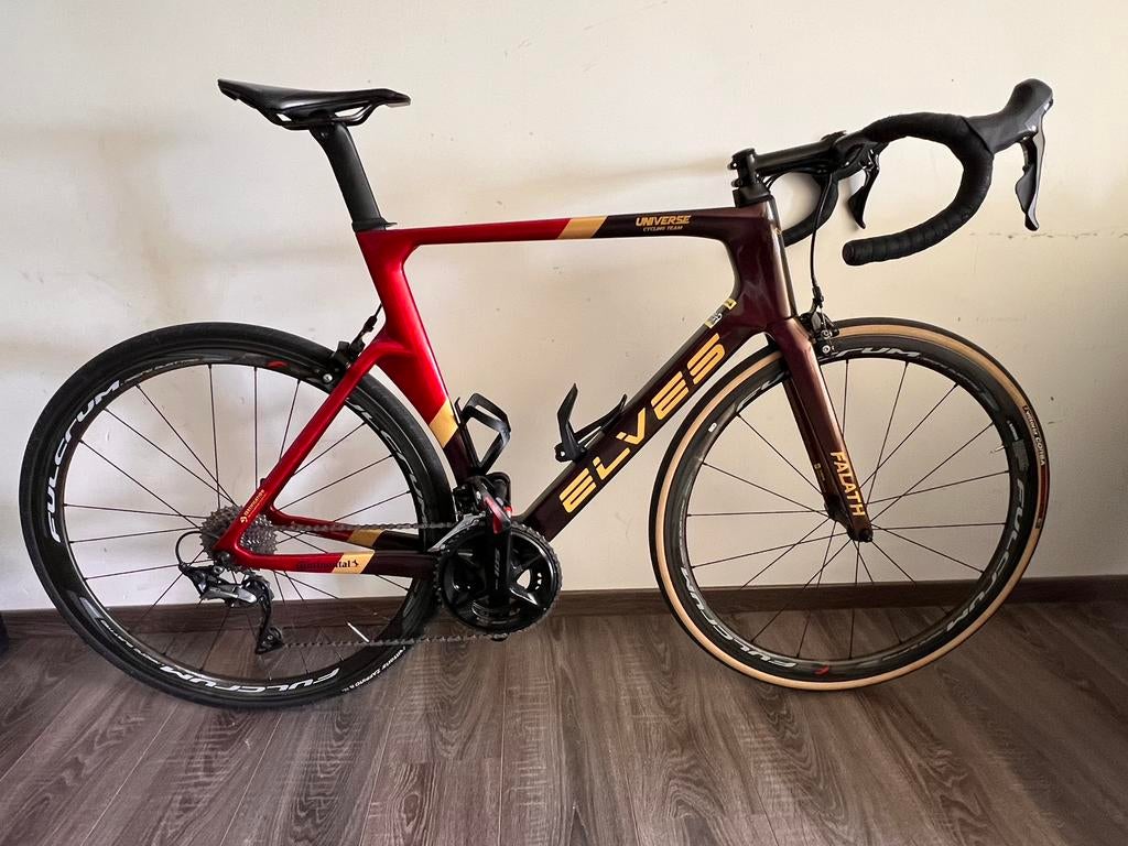 ELVES FALATH EVO+ Maat 54, Overige merken, Carbon, Ophalen of Verzenden, Zo goed als nieuw