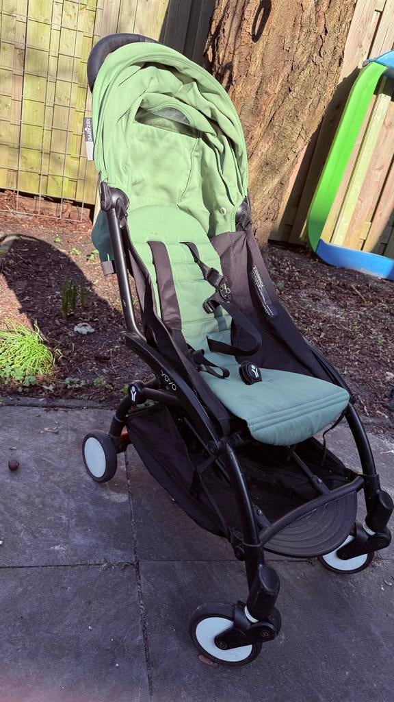 Babyzen Yoyo buggy groen, Kinderen en Baby's, Buggy's, Ophalen, Gebruikt, Overige merken, Zonnekap