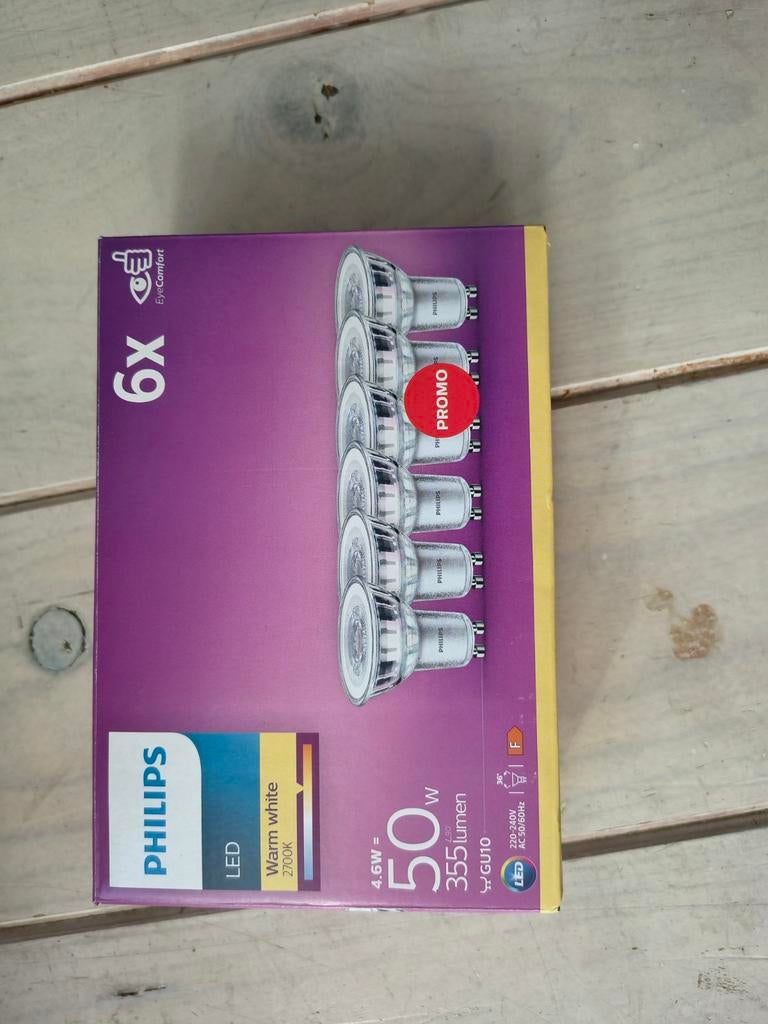 6x Nieuwe Philips LED lampjes 50W 355 Lumen GU10 Warm Wit, 30 tot 60 watt, Led-lamp, Nieuw, Bipin of Steekvoet
