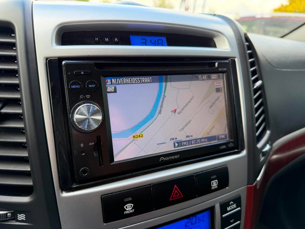 Hyundai Santa Fe 2.7i V6 4WD Style AUT|Leder|Trekhaak|NAVIGA, Auto's, Hyundai, Automaat, Santa Fe, Gebruikt, Zwart