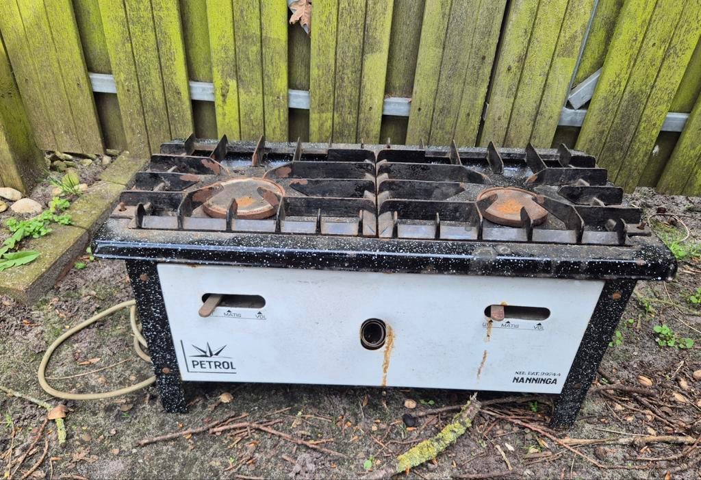 Nanninga petroleum kookstel, Ophalen, Gas