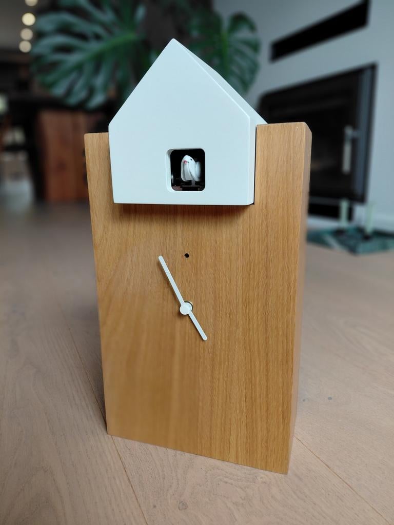Moderne Koekoeksklok - Hout en Wit Design, Antiek en Kunst, Ophalen of Verzenden