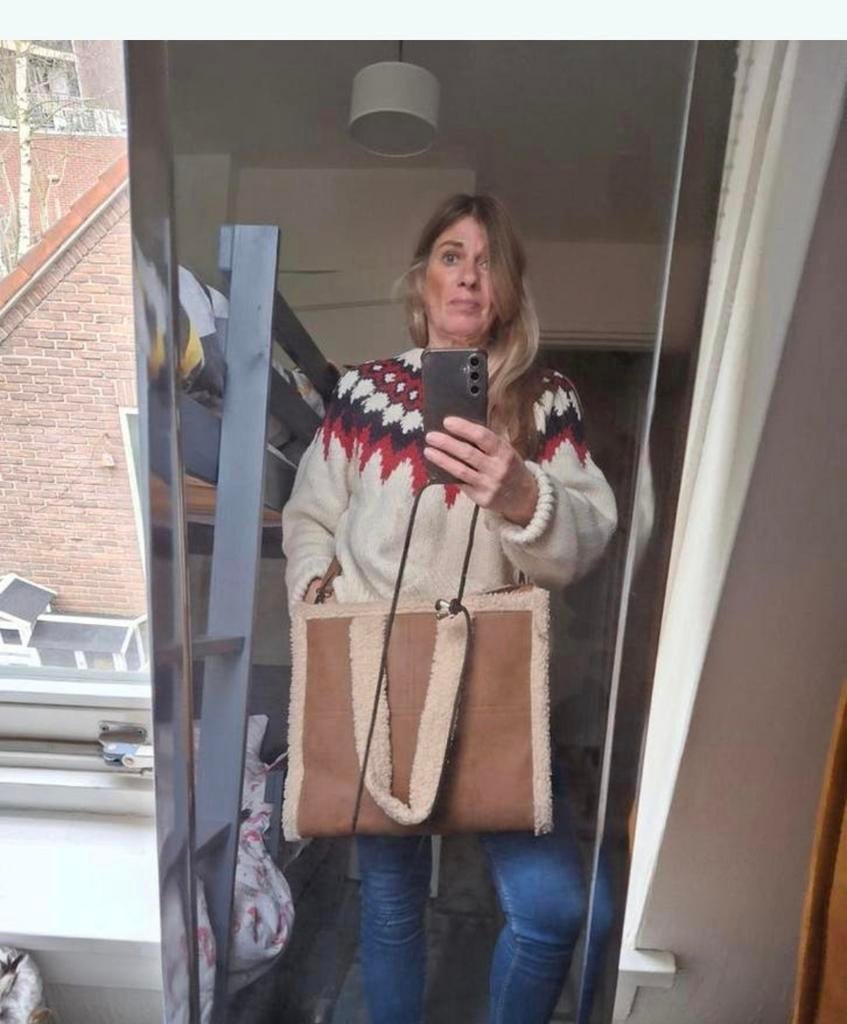 Suède tas met bont teab vandaag, Ophalen of Verzenden, Zo goed als nieuw, Zwart, Handtas