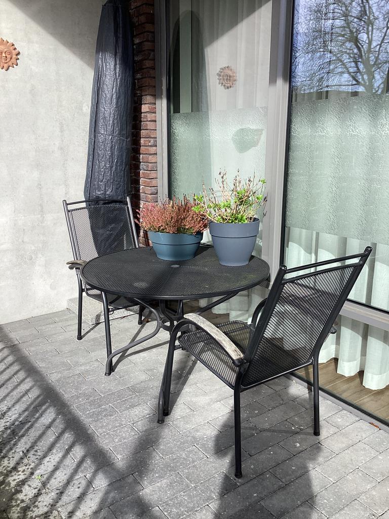 ROYAL GARDEN TUINSET INCLUSIEF PLATINUM PARASOL WIT, Tuin en Terras, Tuinsets en Loungesets, Ophalen, Zo goed als nieuw, Overige materialen