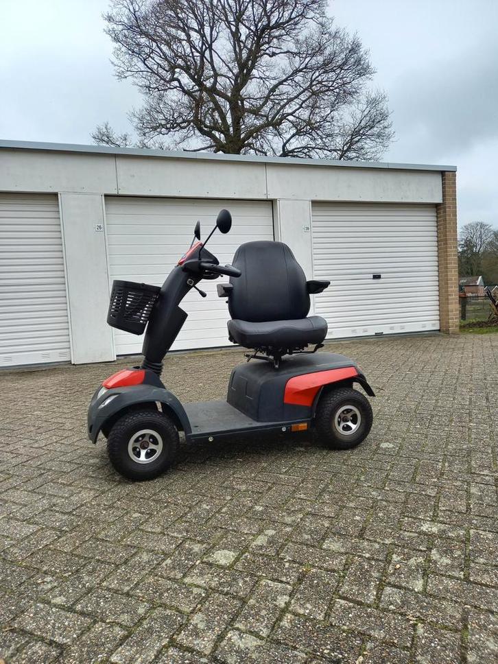 Scootmobiel  INVACARE., Diversen, Brommobielen en Scootmobielen, Gebruikt, Invacare, 46 km of meer, 16 km/u of meer, Ophalen