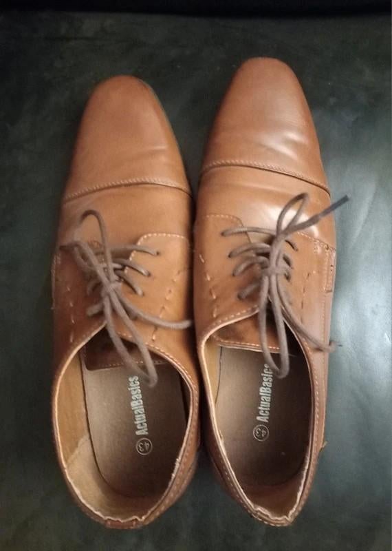 Schoenen van actual Basics. Maat 43, Bruin, Ophalen of Verzenden, Zo goed als nieuw, Actual Basic
