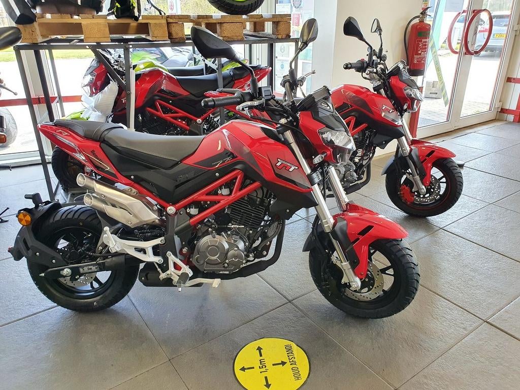 BENELLI TNT 125 (bj 2026), Motoren, Motoren | Benelli, Motorrijbewijs A, Bedrijf, Onbekend, 125 cc