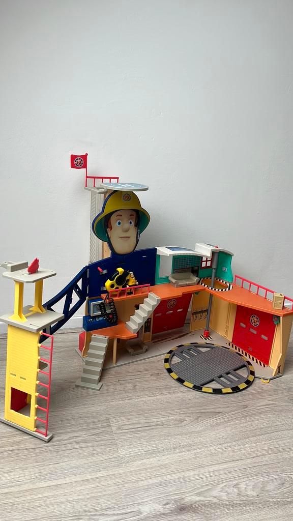 Brandweerman Sam kazerne, Kinderen en Baby's, Speelgoed | Actiefiguren, Gebruikt, Ophalen