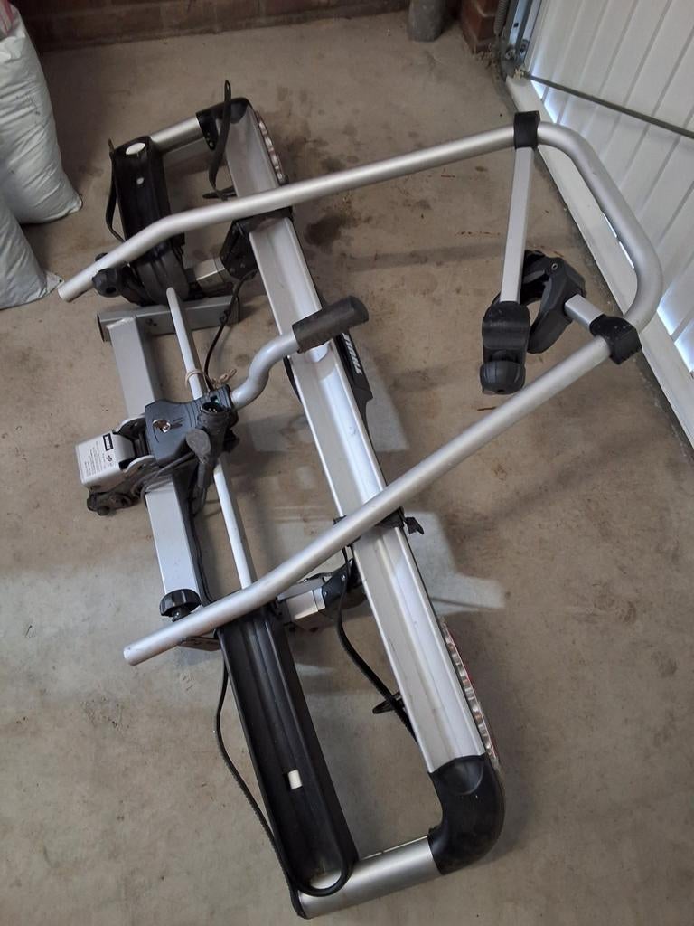 Thule fietsendrager voor 2 fietsen - Trekhaakdrager, Gebruikt, Ophalen of Verzenden, 2 fietsen, Trekhaakdrager